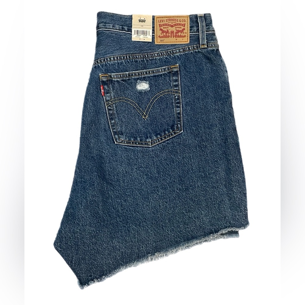 NWT Levis 501 Cut Off High Rise Distressed Denim Jean Shorts Button Fly Size 16W